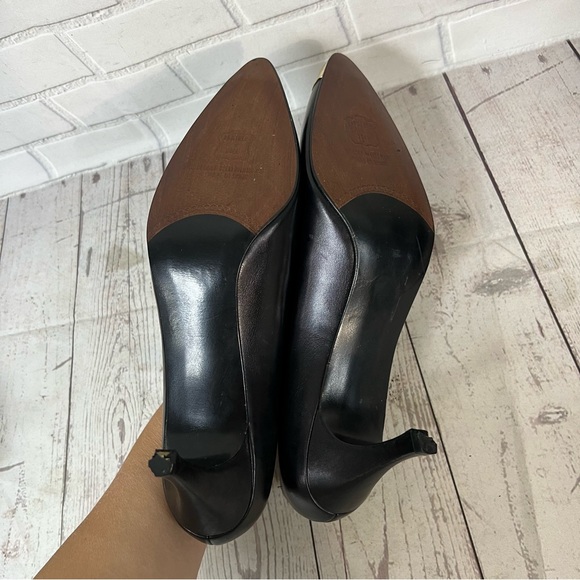 Stuart Weitzman Vintage Heels Black Gold Cap Toe Size 9 SS Narrow Leather READ - Picture 5 of 16